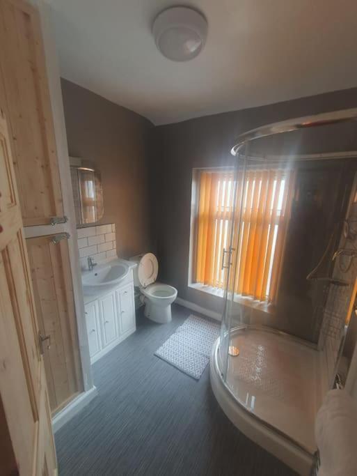Villa Guardian View Abertillery Exterior foto